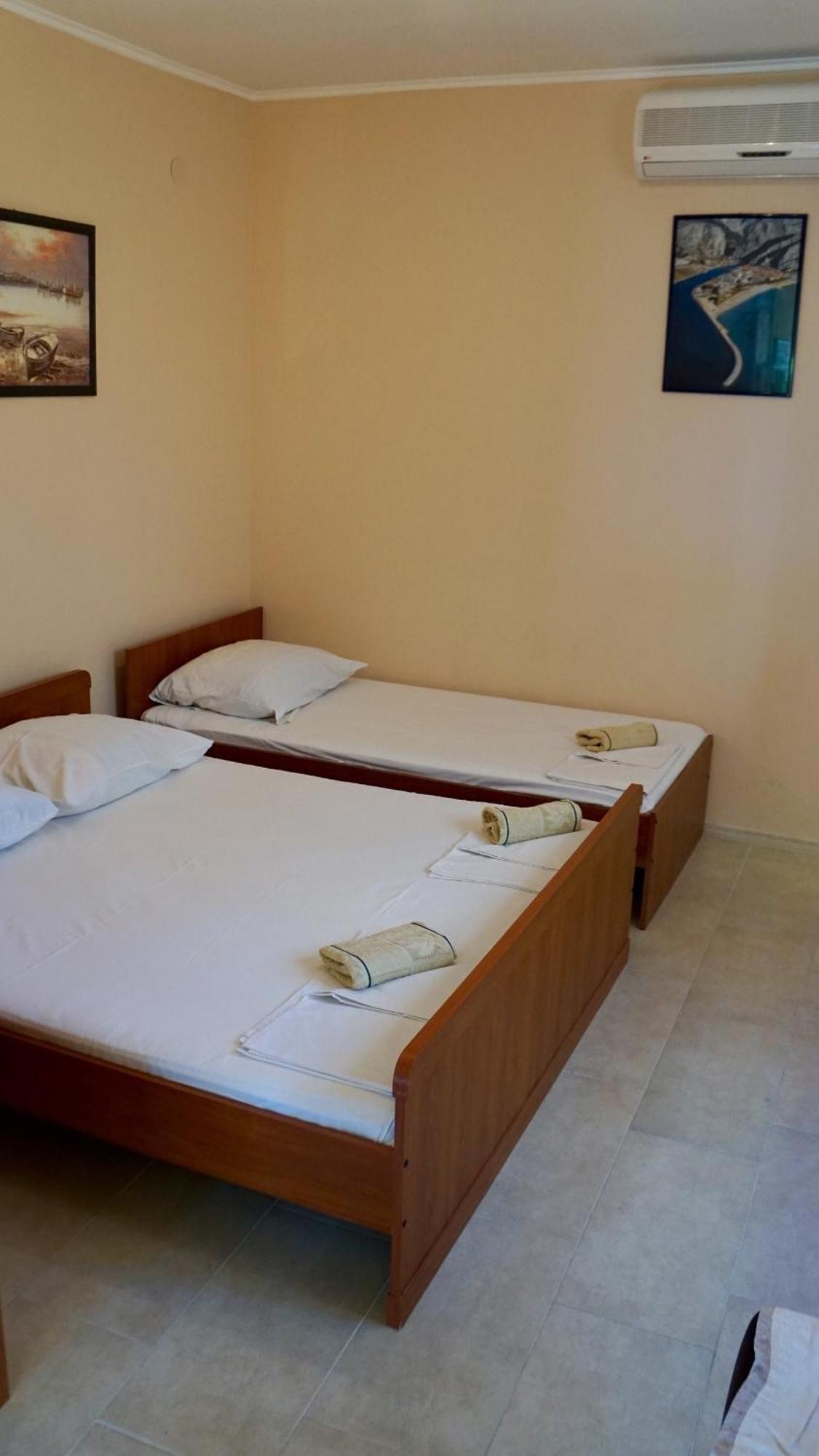 Apartments Niksa Kastelan Omiš Exteriér fotografie