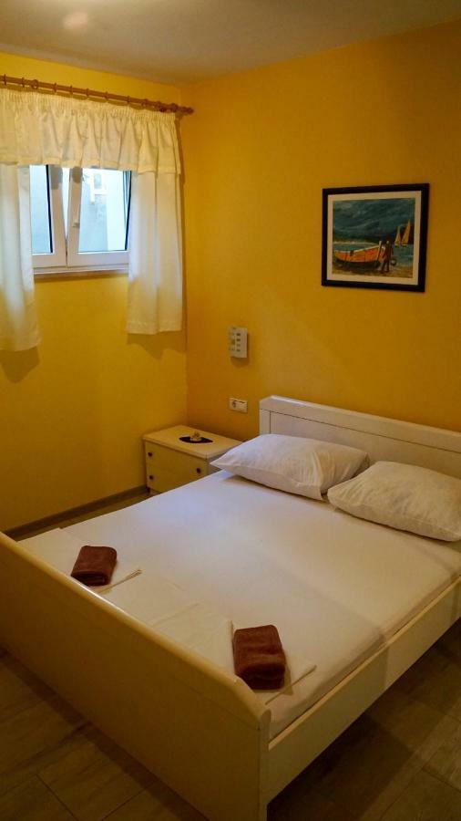 Apartments Niksa Kastelan Omiš Exteriér fotografie